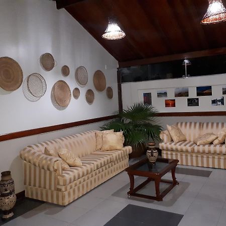 Pousada Sonho Dourado Паринтинс Екстериор снимка